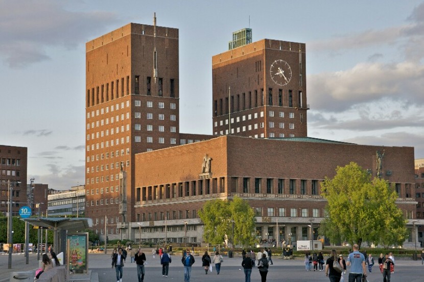 Ратуша на Aker Brygge в Осло
